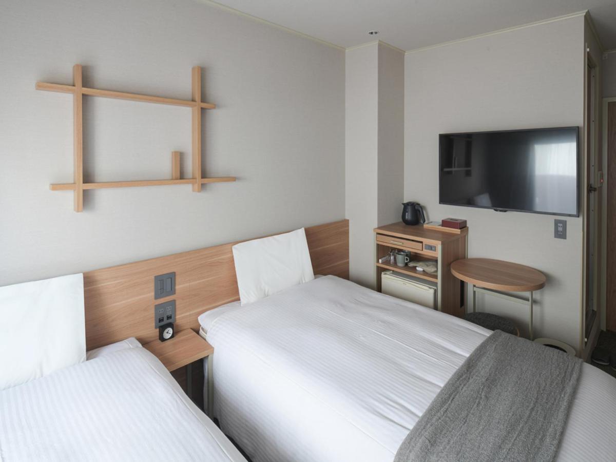 Vessel Inn Asakusa Tsukuba Express โตเกียว ภายนอก รูปภาพ
