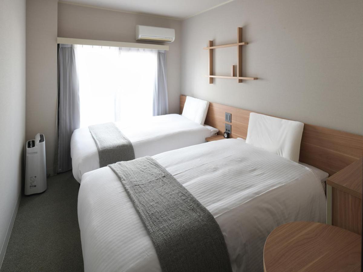 Vessel Inn Asakusa Tsukuba Express โตเกียว ภายนอก รูปภาพ