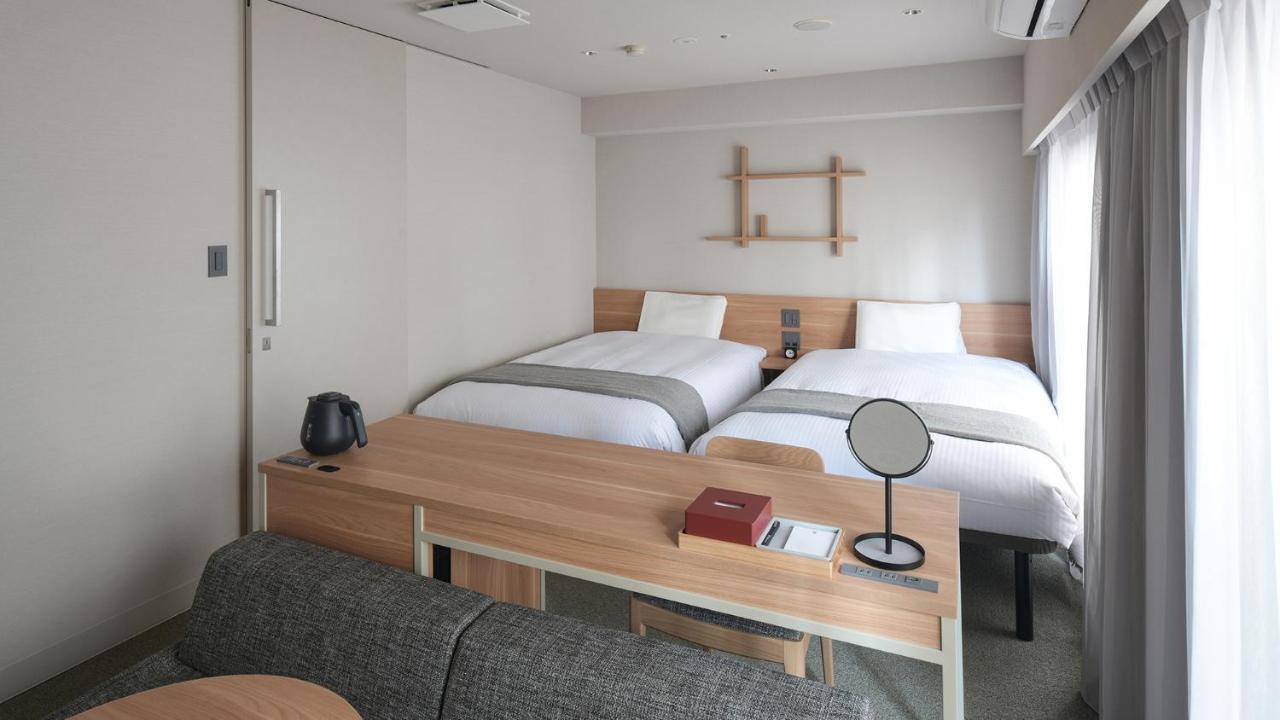 Vessel Inn Asakusa Tsukuba Express โตเกียว ภายนอก รูปภาพ